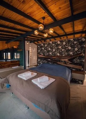 Finymoco Semesterbostad